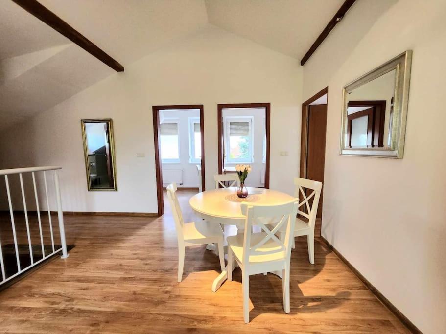 Cozy Country 6persons Close To Airport Apartment Krakau